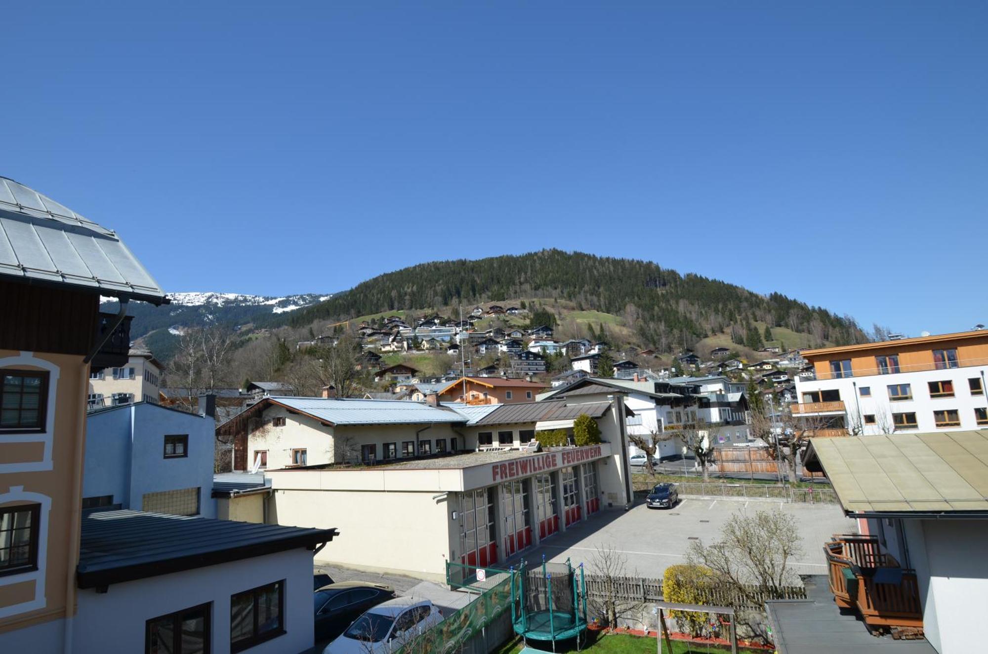 Appartementhaus Zell City By All In One Apartments Целль-ам-Зе Экстерьер фото